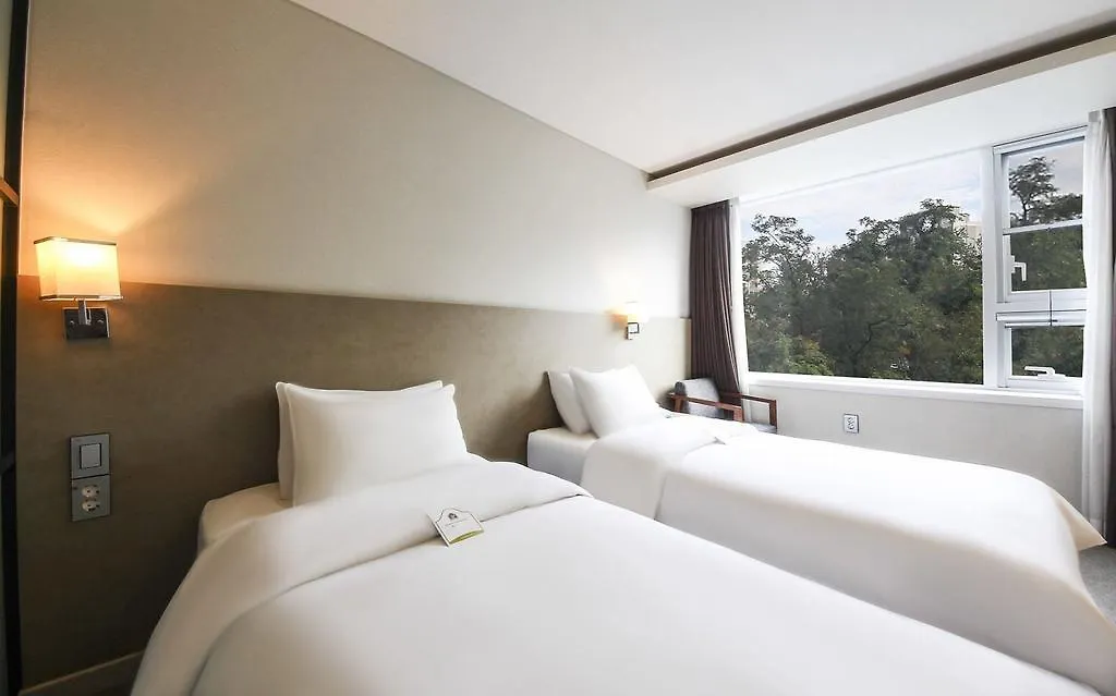 Cs Avenue Tourist Hotel Soul