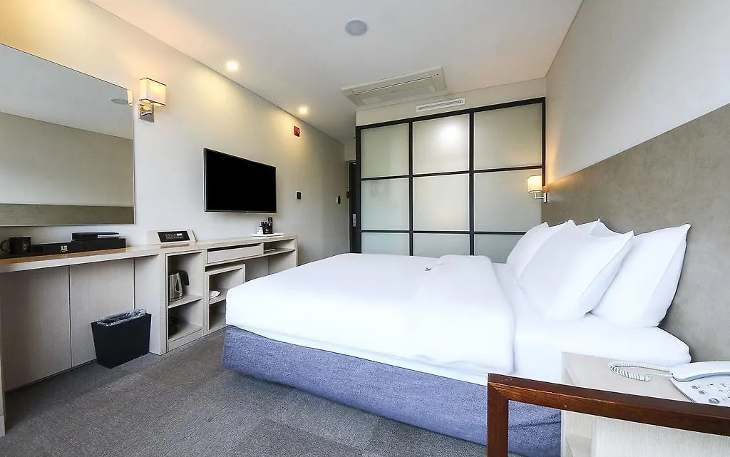 Cs Avenue Tourist Hotel Сеул