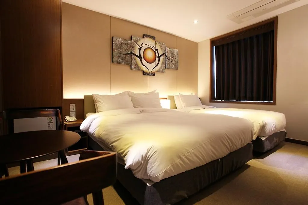**  Cs Avenue Tourist Hotel Сеул Южная Корея