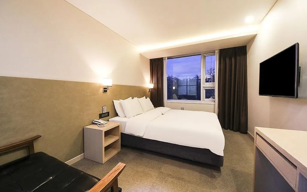 Cs Avenue Tourist Hotel Сеул