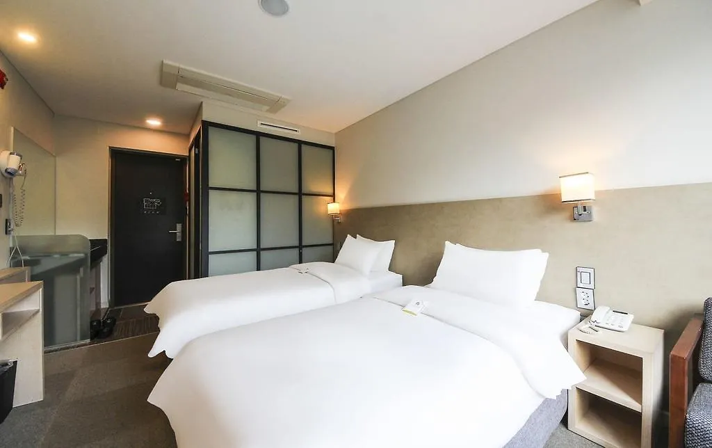 Cs Avenue Tourist Hotel Сеул