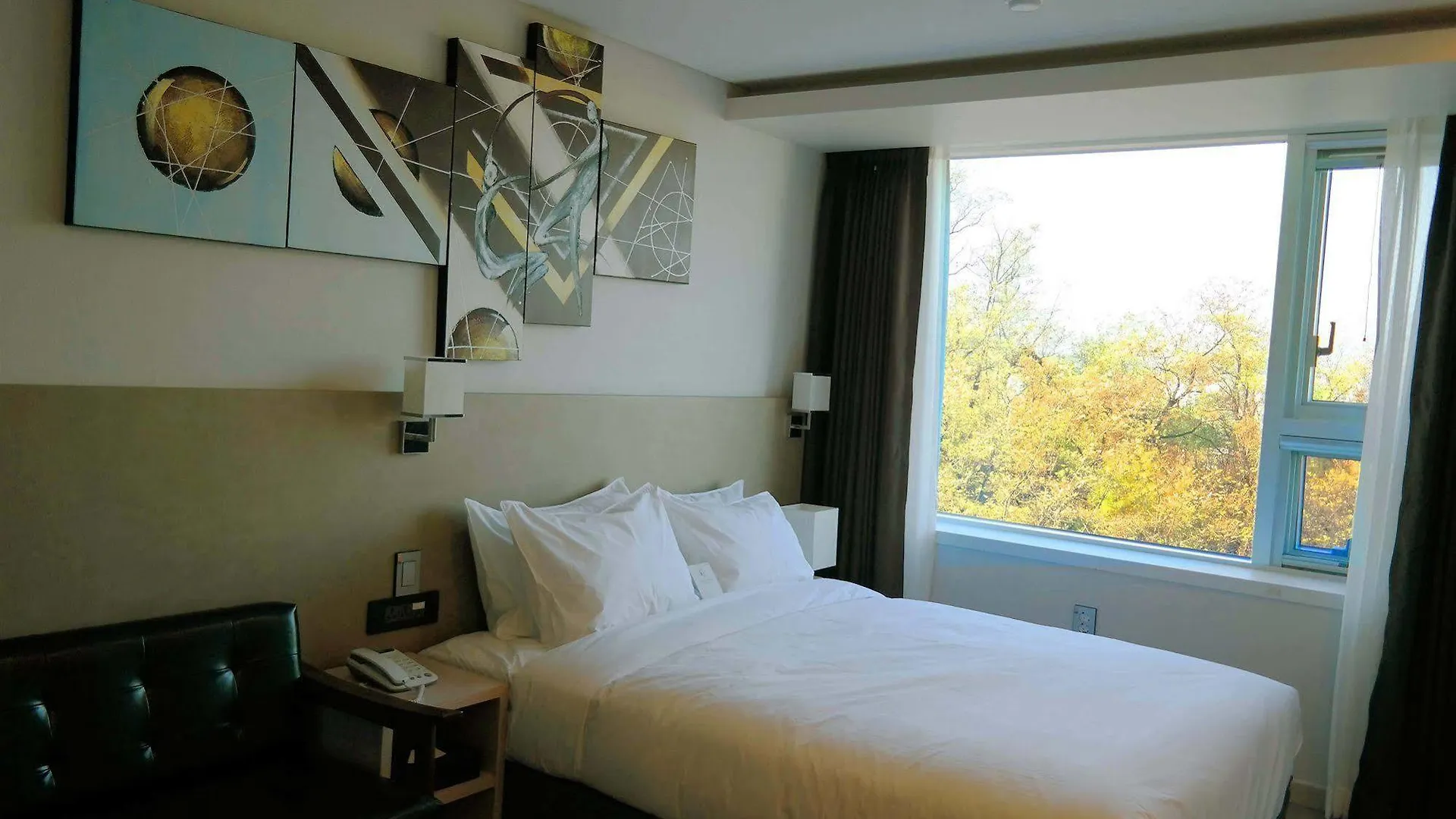 Cs Avenue Tourist Hotel Сеул